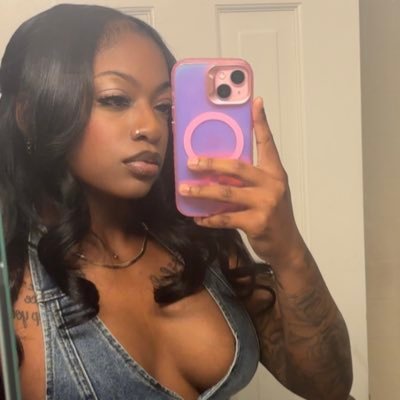 itsdwayyyy's profile picture. BIG DAISY 🌼 ❤️🩺🥂