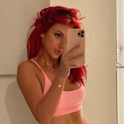 violetmyer9904's profile picture. 💋 Unlock me. I’ve got episodes hotter than your ex 🥵
