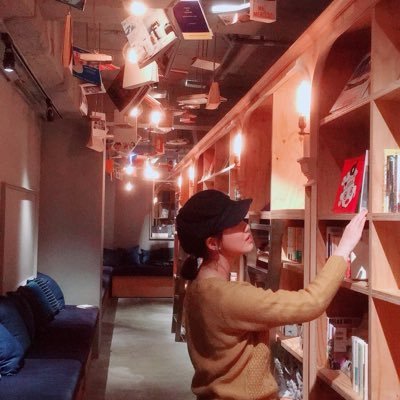 in_door_musume's profile picture. Osaka ’96  📚 読書で心の栄養補給｜おすすめ本&感想をブログで公開中 🐱 うつとお付き合い中 #読書垢 #読書好きな人と繋がりたい