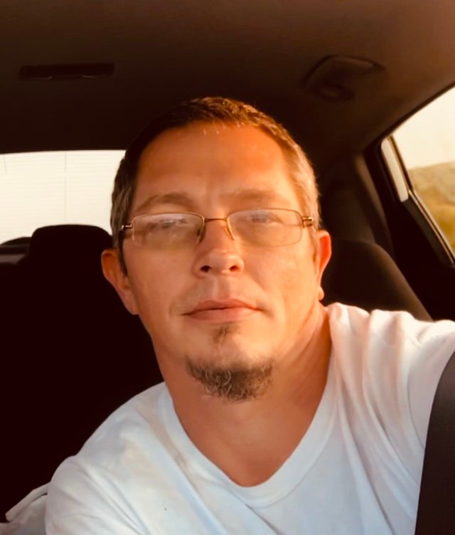 DanielNanik42's profile picture. 