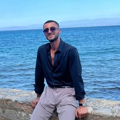 soyluenes17's profile picture. resimli tablo güzel olmuyorki ama 🖼️