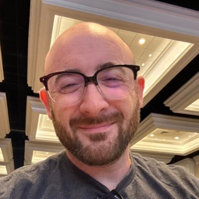 Father to a nugget of awesomeness, husband to a powerful woman, CEO of @iwantclarity, Co-Founder of @RELaiTED_, fan of people doing cool things.