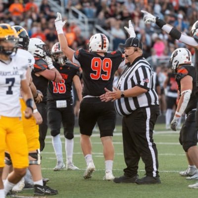 BHS class of '26 6'2/6'7Wingspan/255LB/DL/Varsity Captain/3.7GPA/1200 SAT/810-224-1839 masongrove@gmail.com NCAA ID:2501501129