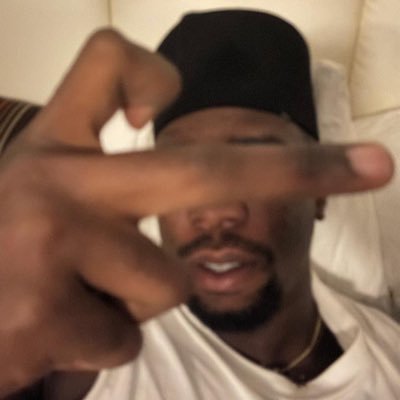 Jachin___'s profile picture. Life’s a DrEaM