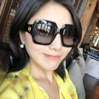 li2_lucy's profile picture. Coffee ☕ | Music 🎶 | Trying to figure out life one tweet at a time.