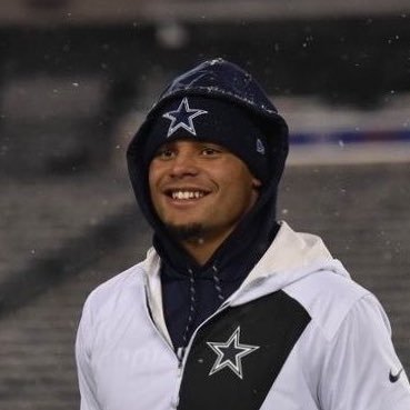 In love with the game | @okcthunder @dallascowboys @DallasWings @Braves @OU_Football | @zays_off