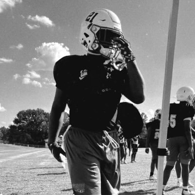 27’|| 5”10 200 || Rb Lb,ATH|| Southwest High Email: lantoniohill47@gmail.com Coachs: +1 (478) 297-3504- (478) 508-4096/ Me: 4783203775