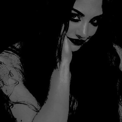 The murderdoll extraordinaire herself: dressed to 𝐤𝐢𝐥𝐥 and 𝒕𝒉𝒓𝒊𝒍𝒍. Blood, guts and glitter galore. | EST. 2023. Parody account.