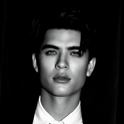 ⠀⠀ ⠀⠀⠀ ⠀ ⠀⠀ ⠀ 𝑻𝒓𝒊𝒖𝒎𝒑𝒉 𝒐𝒇 𝑮𝒐𝒍𝒅. ℗ ⠀ ⠀⠀⠀ ⠀ ⠀ ⠀ ⠀⠀ ⠀ ⠀⠀ ⠀⠀ ⠀⠀ ⠀Whiskey Liquor. ** Amber. ⠀