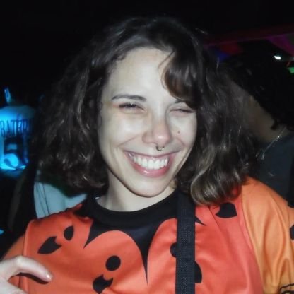 ✨️ amo batucar, dançar e tento n odiar a história-usp