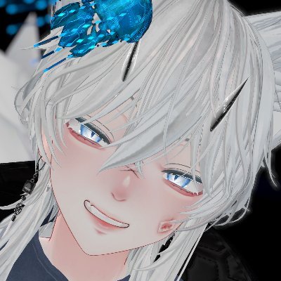 VRChat▶︎鮫月ナツネ🩵 ワールド制作/モデリング/イラスト/イベント→全部やる。パブリック率高め。本職は動画・配信関係。会ったら気軽に話しかけてください! 彼方/まめひ/キプが多い。日常多め垢→@same3natsune