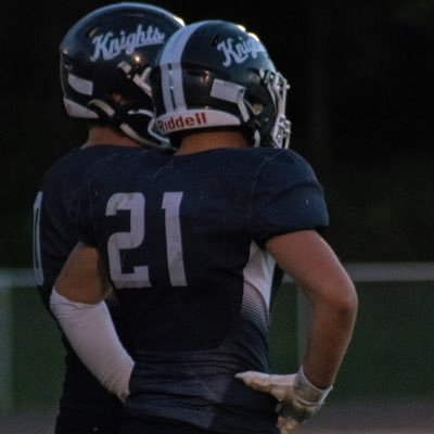 Norway Highschool | class of 27’ | Guard, MLB | Norway MI | landonross1056@gmail.com | 5’9 180 |