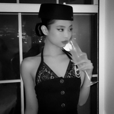 sndyliang's profile picture. fashion and 3D ✨