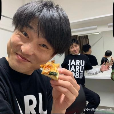 EsUqkHmZqL62789's profile picture. 