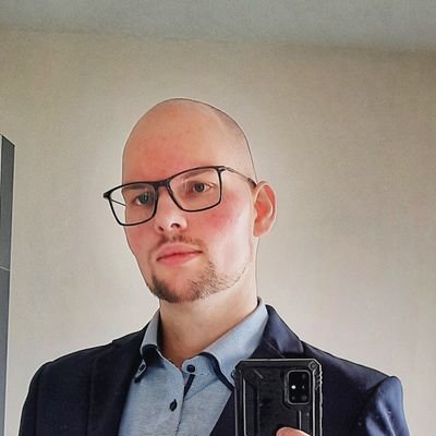 Hadritrektrip's profile picture. 