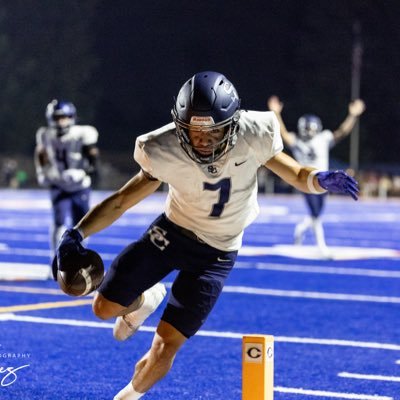 Sierra Canyon ‘26 | 3.8 GPA | Dual-sport | 5’11”180lbs | 🏈 WR/Slot | Lax 🥍 midfielder | 4.6 40yds | 10.9 100m | NCAA ID: 2309117537 | Coach House 818-425-0838