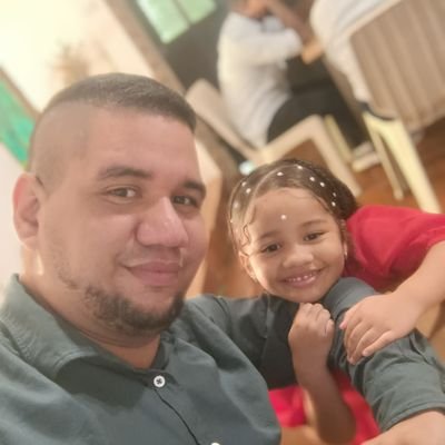 gotzal's profile picture. Enamorado de Dulce María ❤️