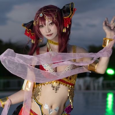 社会人
はるか昔に成人済
コスプレイヤーの方々と仲良くなりたいです
男装も女装もしますが元の顔が強いのか地顔が出てしまいます
like:鬼滅の刃 どろろ Occultic;Nine Dr.STONE ホロライブ ヒプノシスマイク
ゲームやダンスも好き #ホロフリ の主催もしています