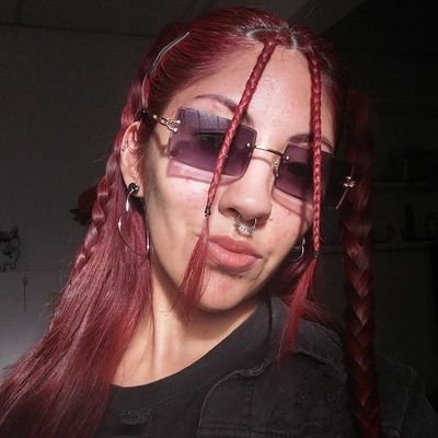 floooii's profile picture. sabes por q te pasan las cosas? por chupapija 🦋