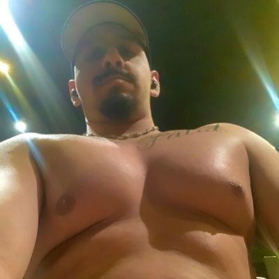 BiLatino foo from South Central. 🇸🇻🇲🇽 Half Serious. Half Troll. IG: Ese_Villain