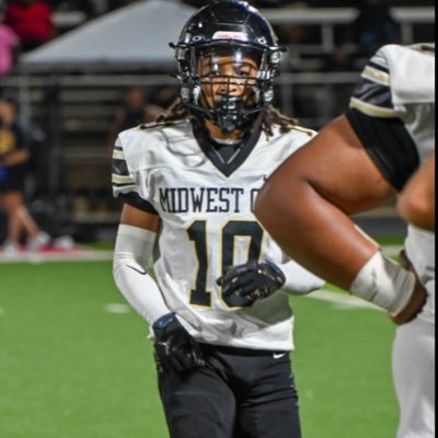 luciousbrown24's profile picture. C/O 2027 5’7 145 MCMS.