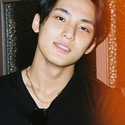 crushiehaes's profile picture. again.