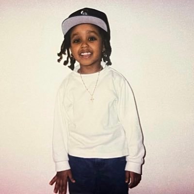 FUH-NAWN | injera connoisseur | dumos mom 🐈⬛ | ♏️ | LeBron Stan | passionate (mostly unhinged) Seattle sports fan and housewives fan | @fnannnnn on instagram