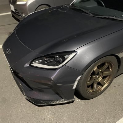 GR86 B型 に乗ってます! 時々サーキットも走ります TC2000 1:05.7(ベンタスR-4S ) 今年は3秒台! 皆様仲良くしてください^_^