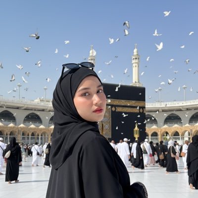 أَشْهَدُ أَنْ لَا إِلَهَ إِلَّا اللهُ وَأَشْهَدُ أَنَّ مُحَمَّدًا رَسُوْلُ اللهِ ♡ ʕ´•ᴥ•`ʔ