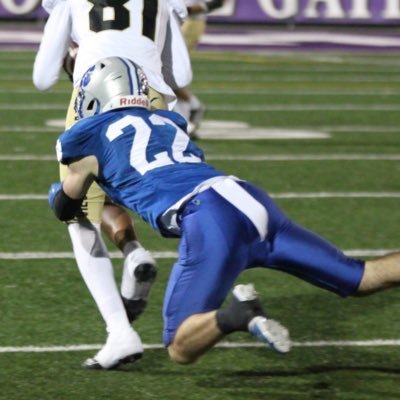 2__times's profile picture. Cb at Champlain College Lennoxville Class of 2026 🇺🇸6ft 180 lbs