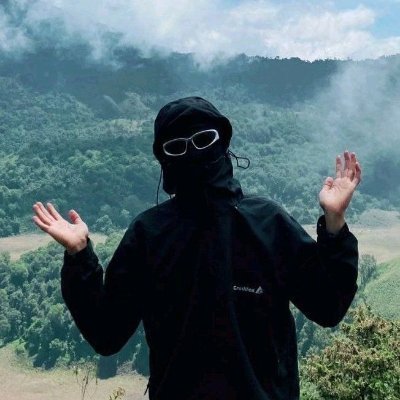 llockk_Cooper's profile picture. 🌹 follow pour follow · 🌙 vibes de minuit