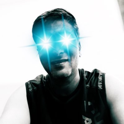 I am a freelance photographer based in New Zealand. I am proud to be part of the AMC (Ape), HYMC, GME, XRP and NFT community.