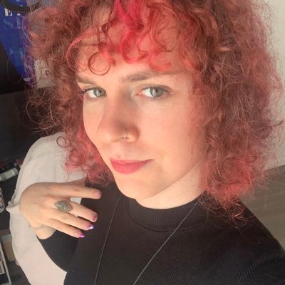 33 | Meuf trans vnr 🏳️⚧️ | Pétasse | Ingrate | Lesbian | Ex snob ciné | Married to a cis token | Wolfie lover | And stuff. HRT since 06/14/2023