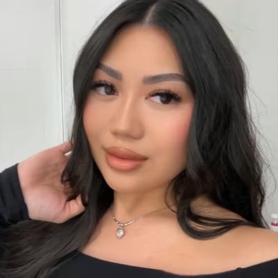 pschmoney's profile picture. professional hot ex girlfriend