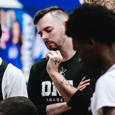 Basketball Coach / Player Development @ The DSTRKT / @justwatchkach / @dribble2much / @dashletics / Instagram coachjeffmetz