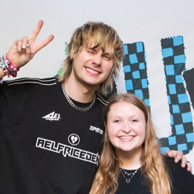 💖Hi!⭐️5SOS, Halsey, Parx, TS, and more | fan account |