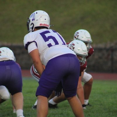 #51 Shamokin are high school ‘27 o lineman and mlb 200lbs 5’9