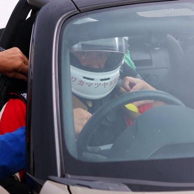 ロードスターパーティレースに出場しています122号車ウサカケ☆ロードスター/声優さん、アニメ鑑賞、聖地巡り、競走馬(特に芦毛)等が好きです。/Amebaブログ更新中固定からお願いします/