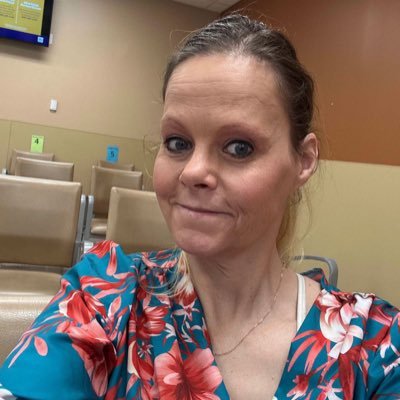 DayeHolli's profile picture. A straightforward honest woman looking  out for our disabled vets and senior ready to give all my all to see them happy and blessed 💯 God bless America 🇺🇸