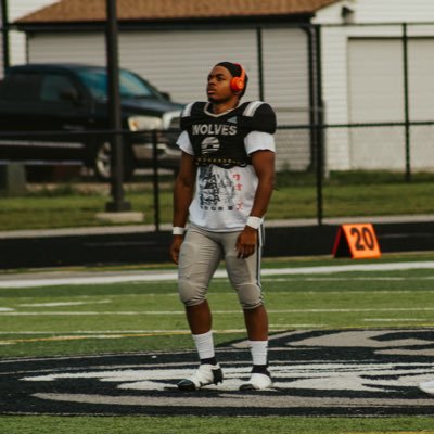 Aceqw22's profile picture. Hammond Central HS C/O 2026|HT:5’6|WT:165|Gpa:3.5| # 219-614-3683 daviddandridge22@gmail.com https://t.co/VqgidjPVxr