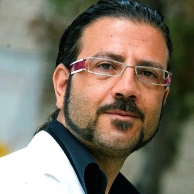 NoLimitsFoto's profile picture. Una foto racconta una storia, un'emozione, un dolore, rivela una evento, un luogo, uno stato d'animo. Una bella foto rende molto più di molte pagine scritte.