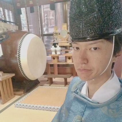 広島県にある福井八幡神社
お宮を守る神主です😆
参拝を増やすために日々奮闘中✨
正式参拝(玉串, 由緒,境内説明付)
初穂料 五千円⛩️
ご予約は公式HP,またはDMにて📩
フォローで応援頂けると嬉しいです!🥰 神社好きさんは無条件でフォロバします!