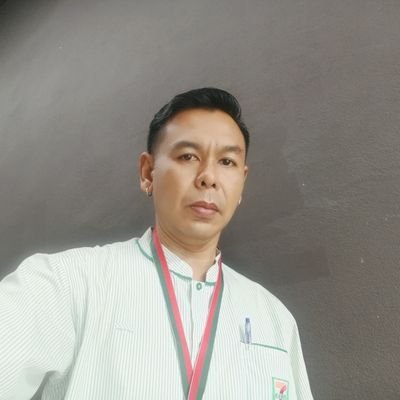 APetcharno33100's profile picture. 