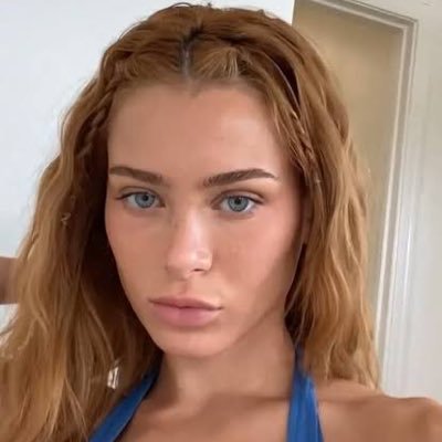 🤤♥️+ Fashion & Life | model Digital creator ART 🧠🖼. Nursing students ✨️ currently working 💪 on my degree done and promote on CNA Nursing mental health thera