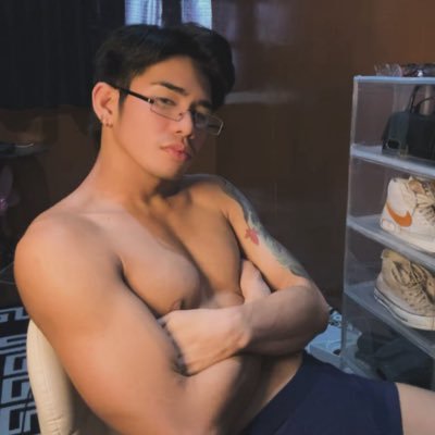 NOT INTO COLLAB | NOT INTO FUN | LF: SUGAR DADDY | TG: https://t.co/1fRnKItyDp