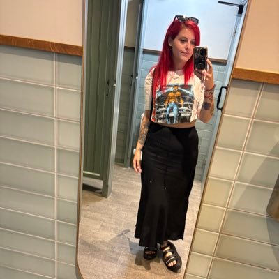 girlsgotaface's profile picture. ✨viva love ✨