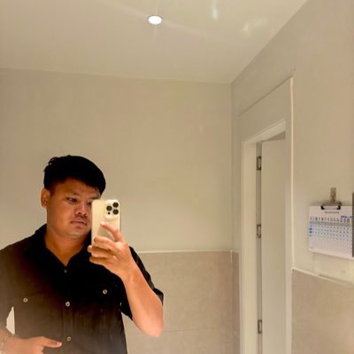 vutha_seng49510's profile picture. The play