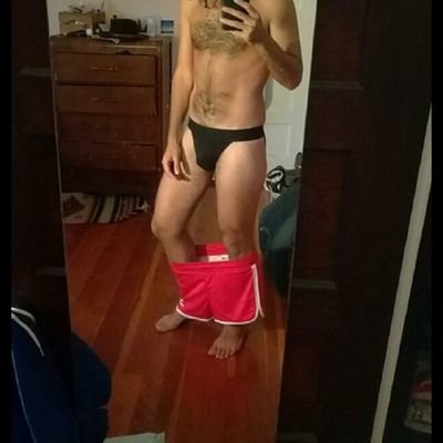 RT no que gosto e às vezes posto alguma coisa.
Só pra amigos 🔞