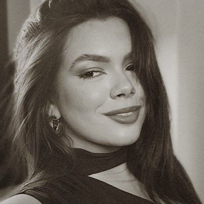 reclamo da minha vida, faço fofoca e falo de alguns reality’s