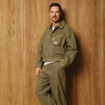 Benedictcu16821's profile picture. Not Benedict. Not remotely. Reformed most glorious & elusive society for the appreciation of the high cheekboned, blue eyed sexbomb that is Benedict.